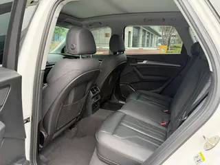 Audi Q5L 2021 40 TFSI Deluxe dinámico interior foto 11
