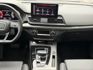Audi Q5L 2021 40 TFSI Deluxe dinámico interior foto 12