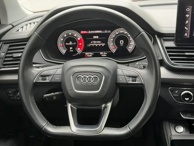 Audi Q5L 2021 40 TFSI Deluxe dinámico interior foto 14