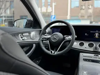 Mercedes-Benz E-Class 2021 Restyling E 300 L Luxury type Passenger car exterior photo 9