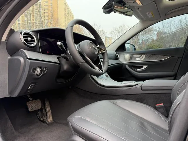 Mercedes-Benz E-Class 2021 Restyling E 300 L Luxury type Passenger car exterior photo 10