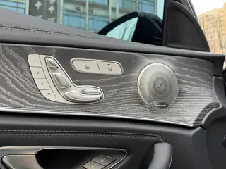 Mercedes-Benz E-Class 2021 Restyling E 300 L Luxury type Passenger car interior photo 15