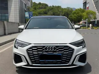 Audi A3 2023 Sportback 35 TFSI Fashion Sport exterior photo 2