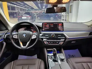 BMW 5 Series 2022 Second change 530Li Leading Type Luxury Set exterior photo 4