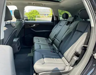 Audi Q7 2021 45 TFSI quattro S line Sporty interior photo 10