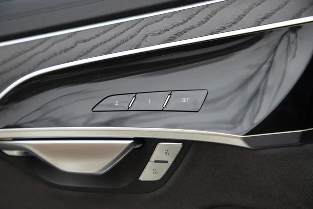 Audi A8 2024 A8L 45 TFSI quattro Luxury type exterior photo 10