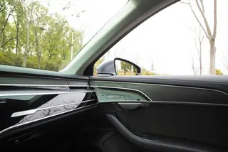 Audi A8 2024 A8L 45 TFSI quattro Luxury type interior photo 17