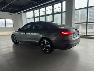Audi A4L 2022 40 TFSI Deluxe Dynamic interior photo 9
