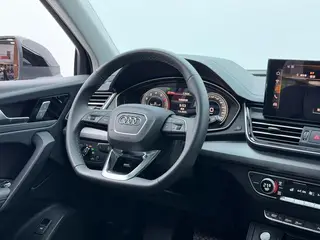 Audi Q5L 2025 40TFSI Fashion dynamic type interior photo 10