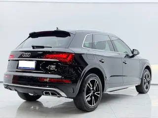 Audi Q5L 2025 40TFSI Fashion dynamic type interior photo 15