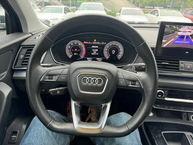 Audi Q5L 2022 40T Fashion dynamic type exterior photo 4