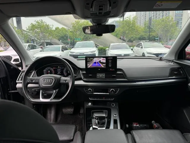 Audi Q5L 2022 40T Fashion dynamic type interior photo 6