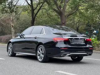 Mercedes-Benz E-Class 2023 E 300 L De lujo Coche deportivo exterior foto 5
