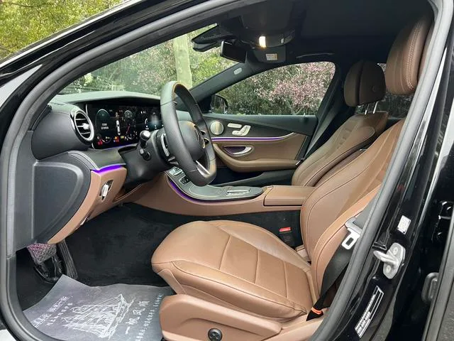 Mercedes-Benz E-Class 2023 E 300 L De lujo Coche deportivo exterior foto 7