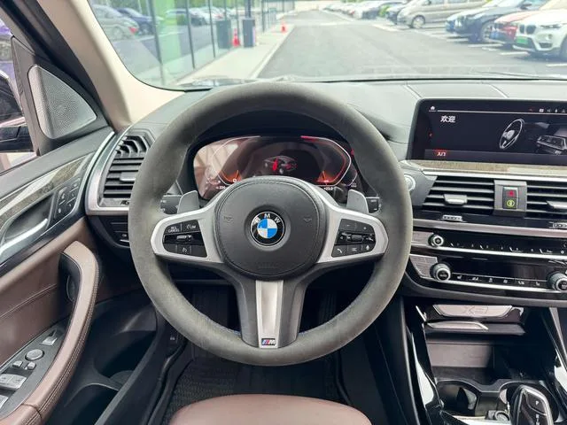 BMW X3 2021 Restyling xDrive28i M Sports suit interior photo 10