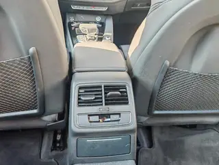Audi A4L 2023 40 TFSI Deluxe dinámico interior foto 12