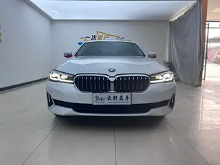 BMW 5 Series 2021 530Li Leading Type Luxury Set exterior photo 2