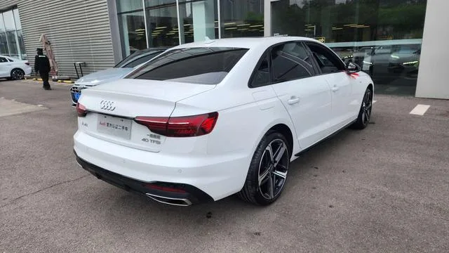 Audi A4L 2024 40 TFSI Deluxe Dynamic interior photo 7