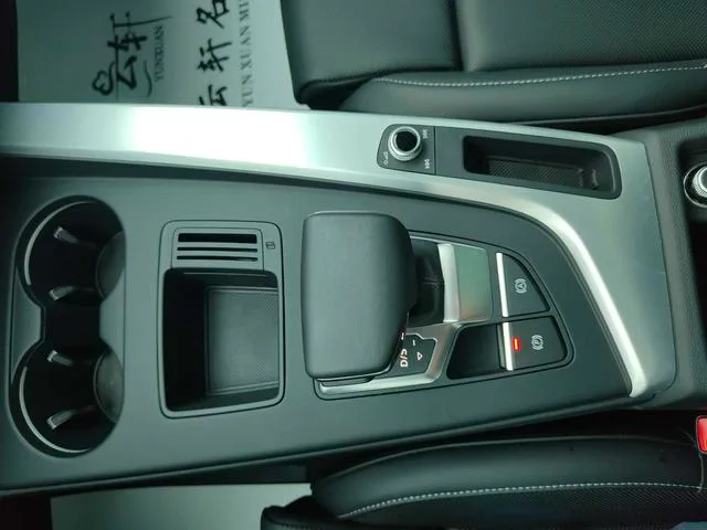 Audi A4L 2024 40 TFSI Fashion dynamic type interior photo 12