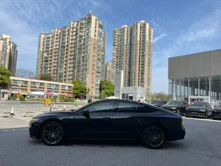 Audi A7 2023 45 TFSI Selection exterior photo 3