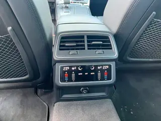 Audi A7 2023 45 TFSI Selection interior photo 12