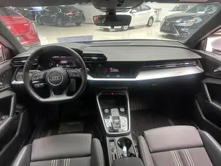 Audi A3 2022 Sportback 35 TFSI Fashionable and sporty exterior photo 4