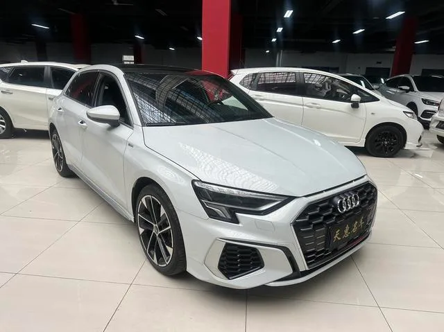 Audi A3 2022 Sportback 35 TFSI Fashionable and sporty exterior photo 5