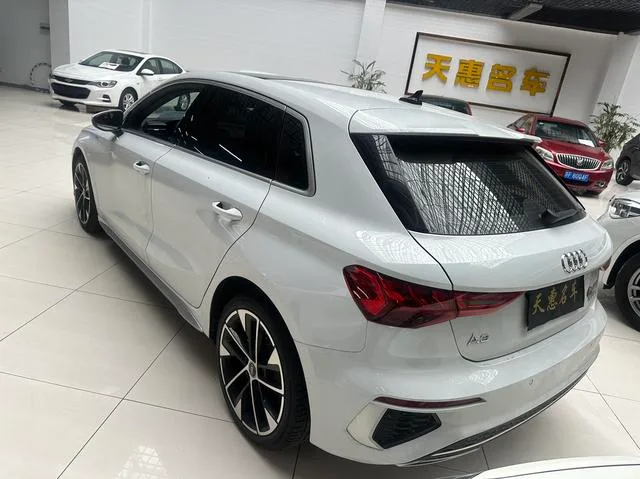 Audi A3 2022 Sportback 35 TFSI Fashionable and sporty interior photo 15