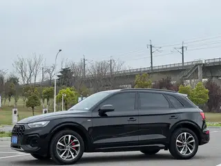 Audi Q5L 2024 40TFSI Роскошный динамичный тип