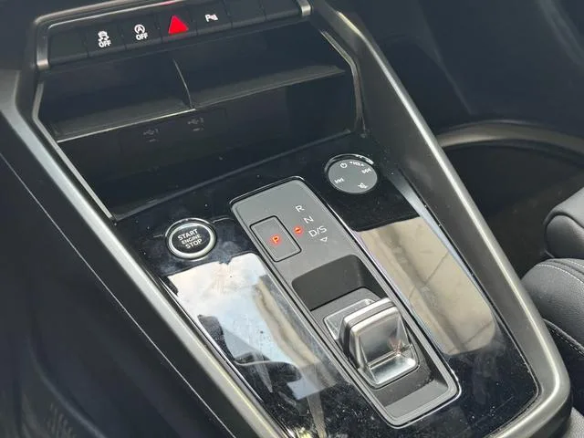 Audi A3 2021 A3L Limousine 35 TFSI Aggressive Sport interior photo 6