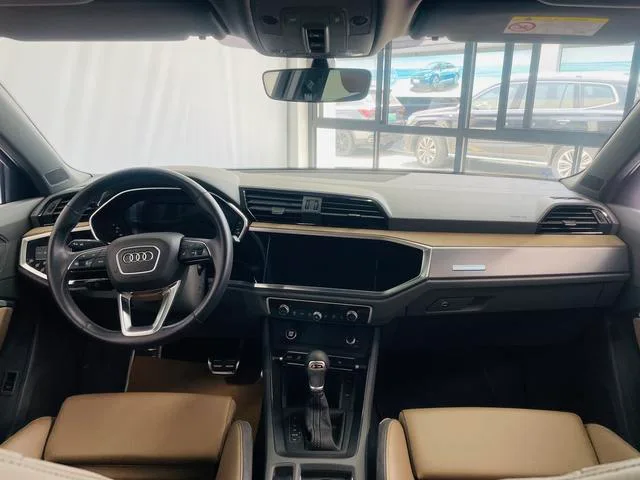 Audi Q3 2024 40 TFSI Fashion dynamic type Listing Special Edition exterior photo 7