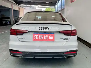 Audi A4L 2022 45 TFSI quattro Choose dynamic type exterior photo 4