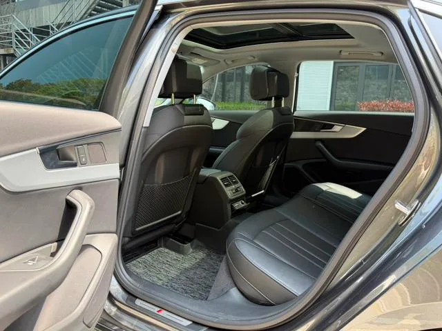 Audi A4L 2021 40TFSI Enjoy Life Edition interior foto 8 Audi A4L 2021 40TFSI Enjoy Life Edition interior foto 8