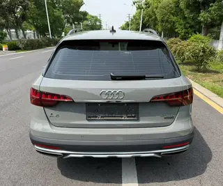 Audi A4 2021 allroad quattro Explore Home interior photo 8