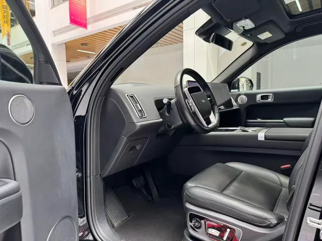 Li Auto L7 2023 Air version exterior photo 8 Li Auto L7 2023 Air version exterior photo 8