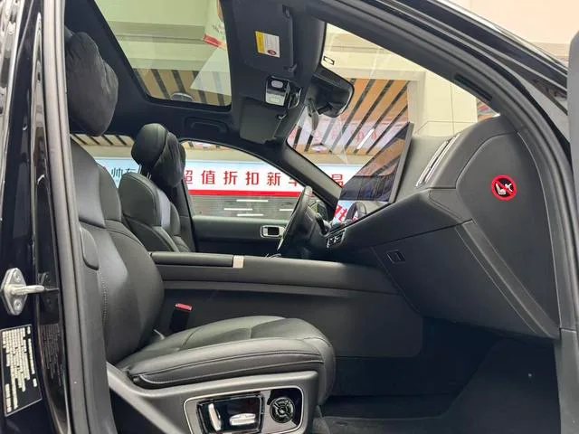Li Auto L7 2023 Air version interior photo 16 Li Auto L7 2023 Air version interior photo 16