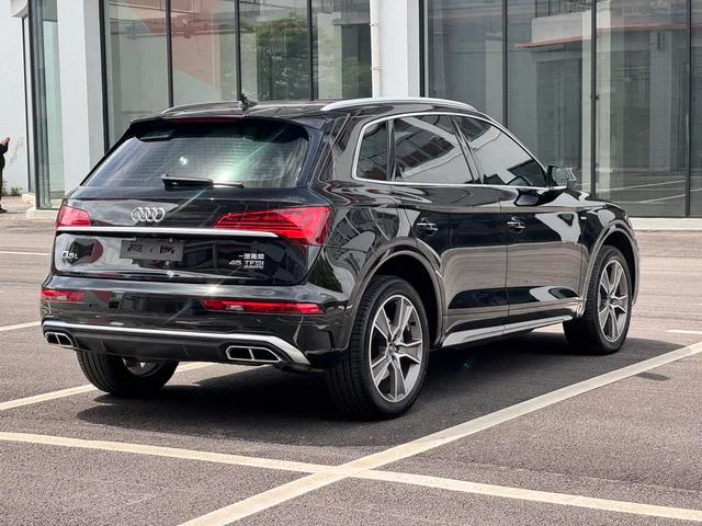 Audi Q5L 2022 45T Роскошный динамичный тип экстерьер фото 4