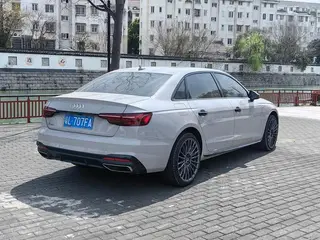 Audi A4L 2022 40 TFSI Deluxe Dynamic interior photo 9