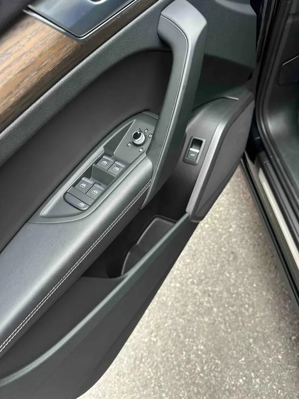 Audi Q5L 2022 Restyling 40T Deluxe Elegant interior photo 16