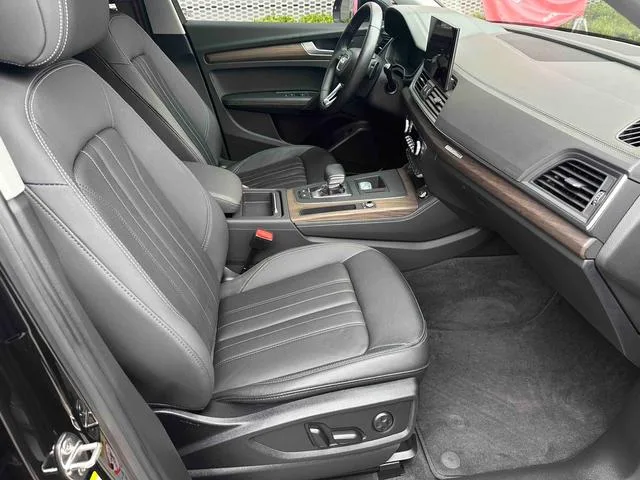 Audi Q5L 2022 Restyling 40T Deluxe Elegant interior photo 18