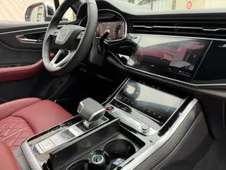 Audi SQ7 2024 4.0 TFSI Night Knight Edition interior photo 6 Audi SQ7 2024 4.0 TFSI Night Knight Edition interior photo 6