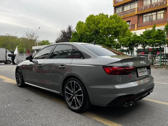 Audi S4 2023 3.0TFSI exterior photo 7 Audi S4 2023 3.0TFSI exterior photo 7