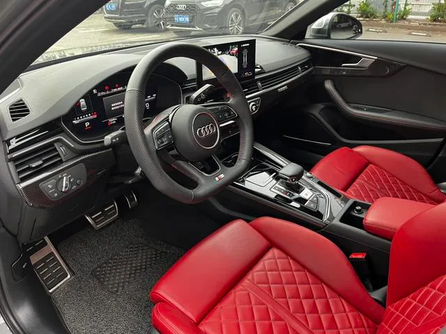 Audi S4 2023 3.0TFSI interior photo 12 Audi S4 2023 3.0TFSI interior photo 12