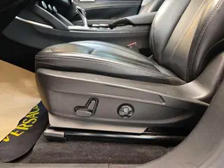Alfa Romeo Stelvio 2017 2.0T 200HP Version d'élite extérieur photo 10 Alfa Romeo Stelvio 2017 2.0T 200HP Version d'élite extérieur photo 10