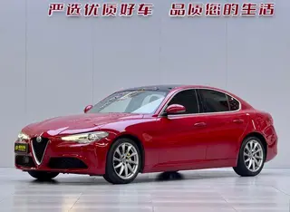 Alfa Romeo Giulia 2017 2.0T 200HP Luxury Edition exterior photo 1 Alfa Romeo Giulia 2017 2.0T 200HP Luxury Edition exterior photo 1