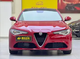 Alfa Romeo Giulia 2017 2.0T 200HP Luxury Edition exterior photo 2 Alfa Romeo Giulia 2017 2.0T 200HP Luxury Edition exterior photo 2