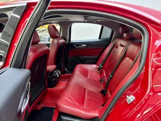 Alfa Romeo Giulia 2017 2.0T 200HP Luxury Edition exterior photo 5 Alfa Romeo Giulia 2017 2.0T 200HP Luxury Edition exterior photo 5