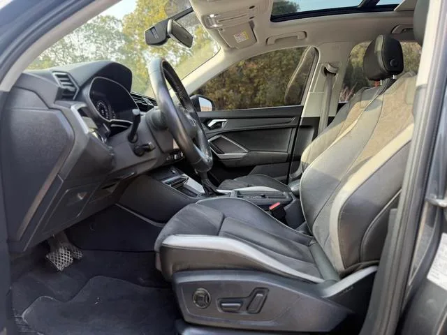 Audi Q3 2020 35 TFSI Type ambitieux et raffiné extérieur photo 4 Audi Q3 2020 35 TFSI Type ambitieux et raffiné extérieur photo 4