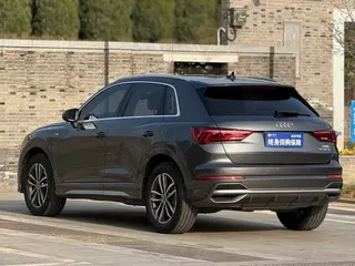 Audi Q3 2020 35 TFSI Type ambitieux et raffiné intérieur photo 12 Audi Q3 2020 35 TFSI Type ambitieux et raffiné intérieur photo 12
