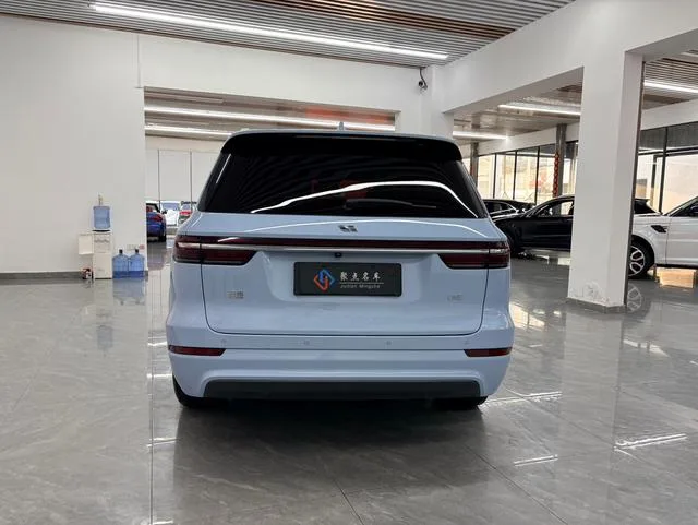 Li Auto ONE 2020 Увеличение диапазона 6 Кресельная плита экстерьер фото 5 Li Auto ONE 2020 Увеличение диапазона 6 Кресельная плита экстерьер фото 5